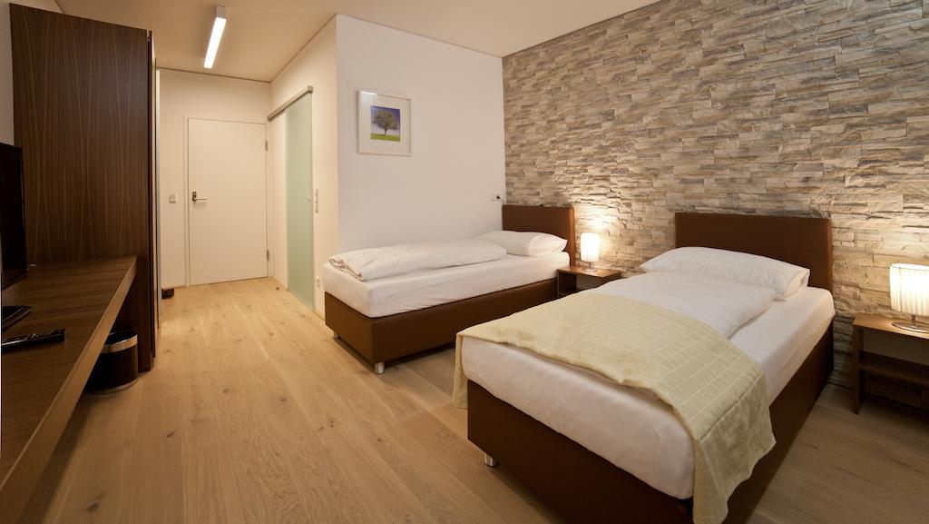 Hotel Wallern Garni Wallern an der Trattnach Chambre photo